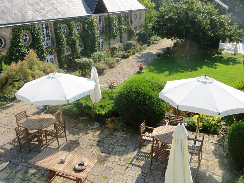 Hotel-Restaurant Ricordeau Loué Exteriör bild