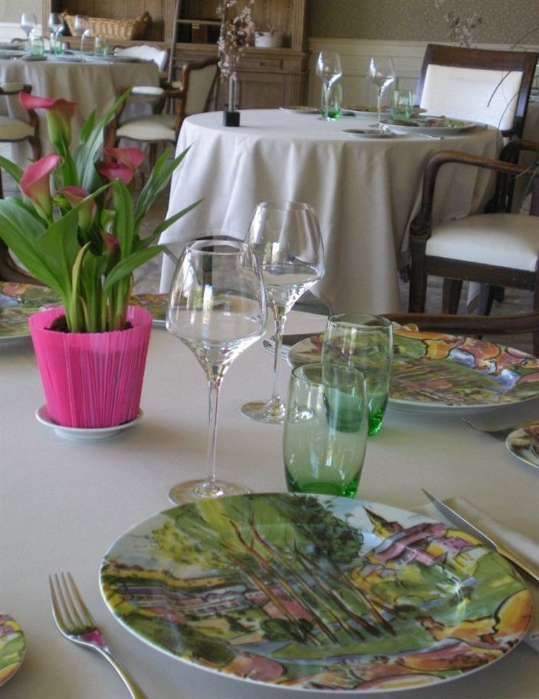 Hotel-Restaurant Ricordeau Loué Exteriör bild
